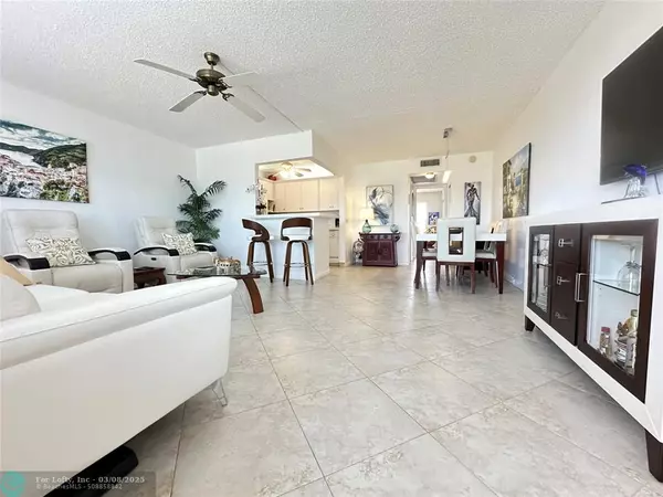 Deerfield Beach, FL 33442,4108 Cambridge E  #4108