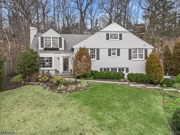 363 Dogwood Way, Mountainside Boro, NJ 07092