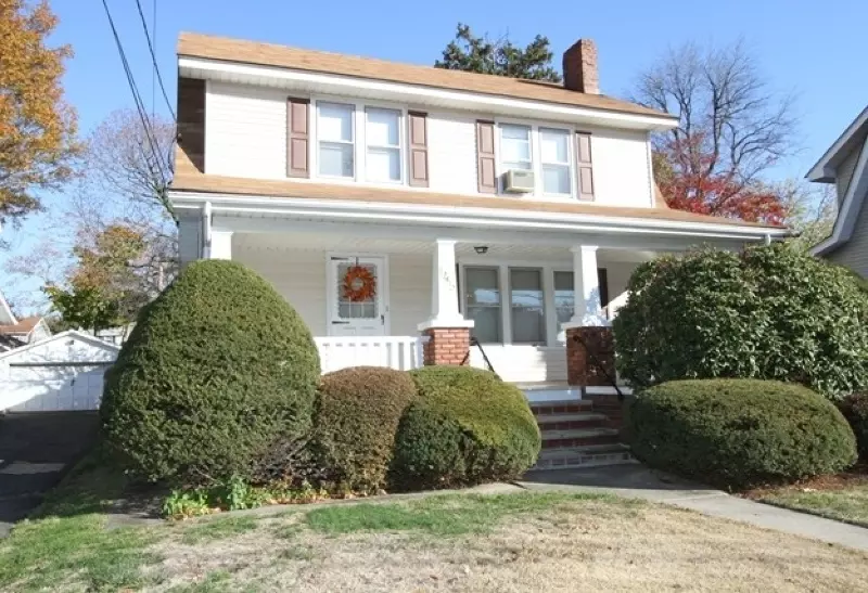 145 Parmelee Ave, Hawthorne Boro, NJ 07506