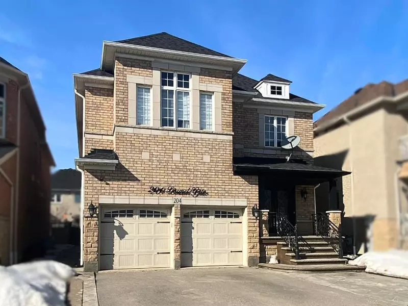 204 Lormel Gate, Vaughan, ON L4H 0C9