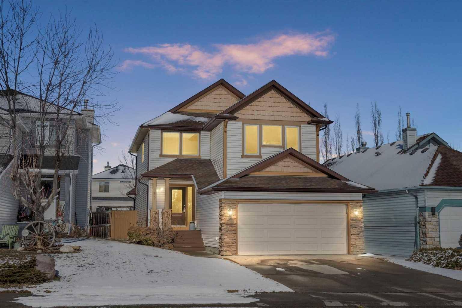 52 Bridlewood RD SW, Calgary, AB T2Y 3P8