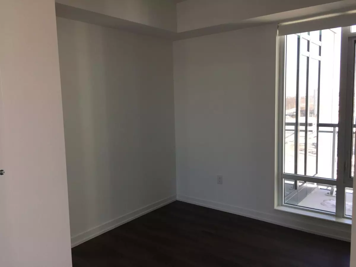 Mississauga, ON L5M 5R1,2560 Eglinton AVE W #1311