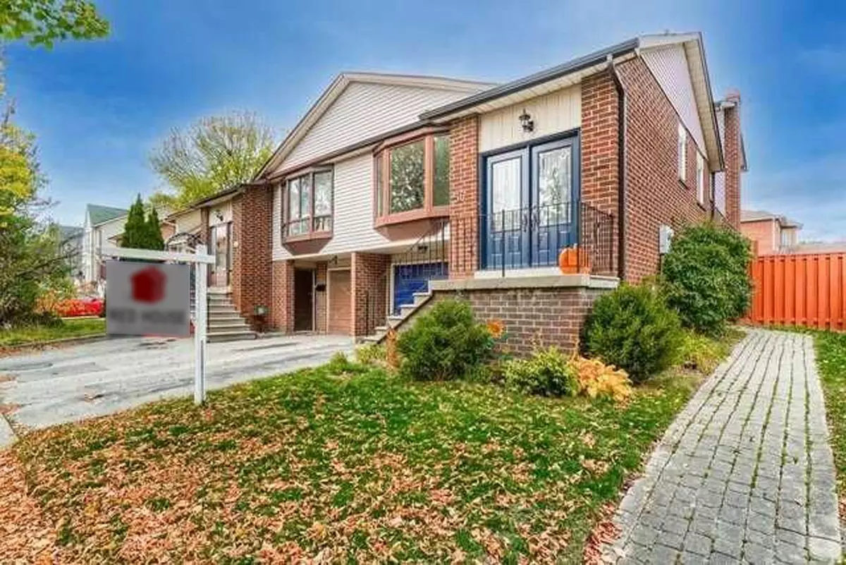 Brampton, ON L6Z 1K2,36 Mount Pleasant DR