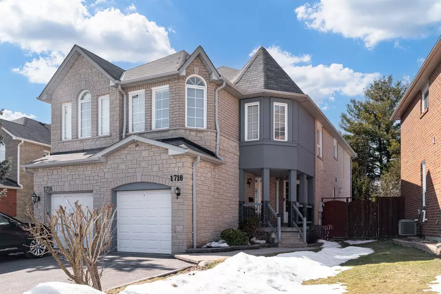 1718 Autumn CRES, Pickering, ON L1V 6X4