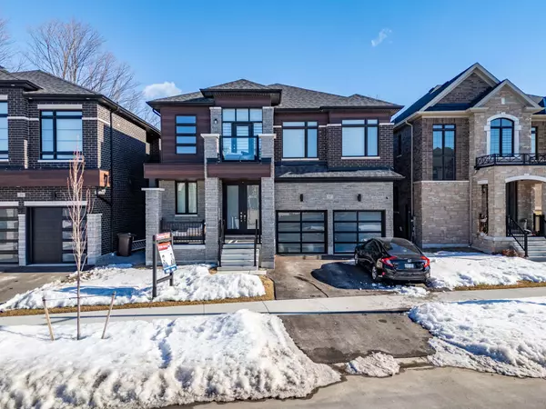 37 Fruitful CRES, Whitby, ON L1P 0N3