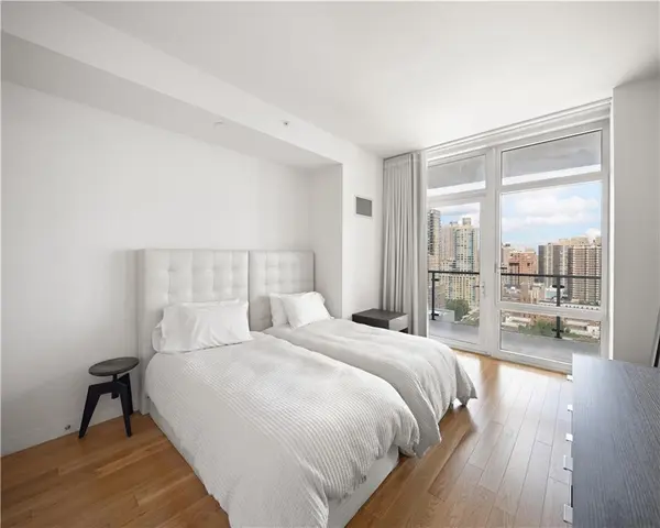 555 West 59th ST #23A, New York, NY 10019