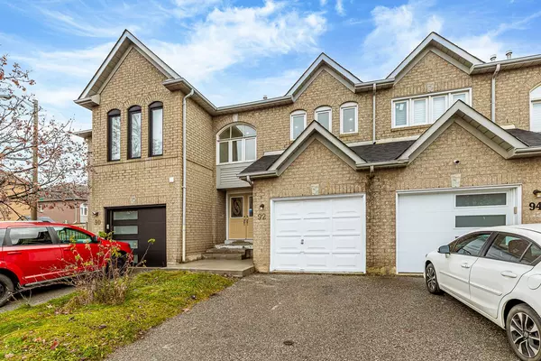 Brampton, ON L6X 4N6,92 Goldenlight CIR #11