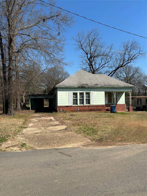 210 W Mississippi Avenue, Vivian, LA 71082