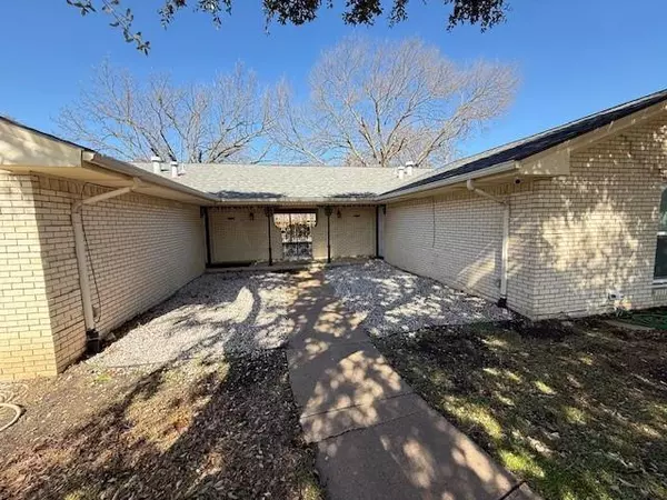 4808 South Drive, Fort Worth, TX 76132