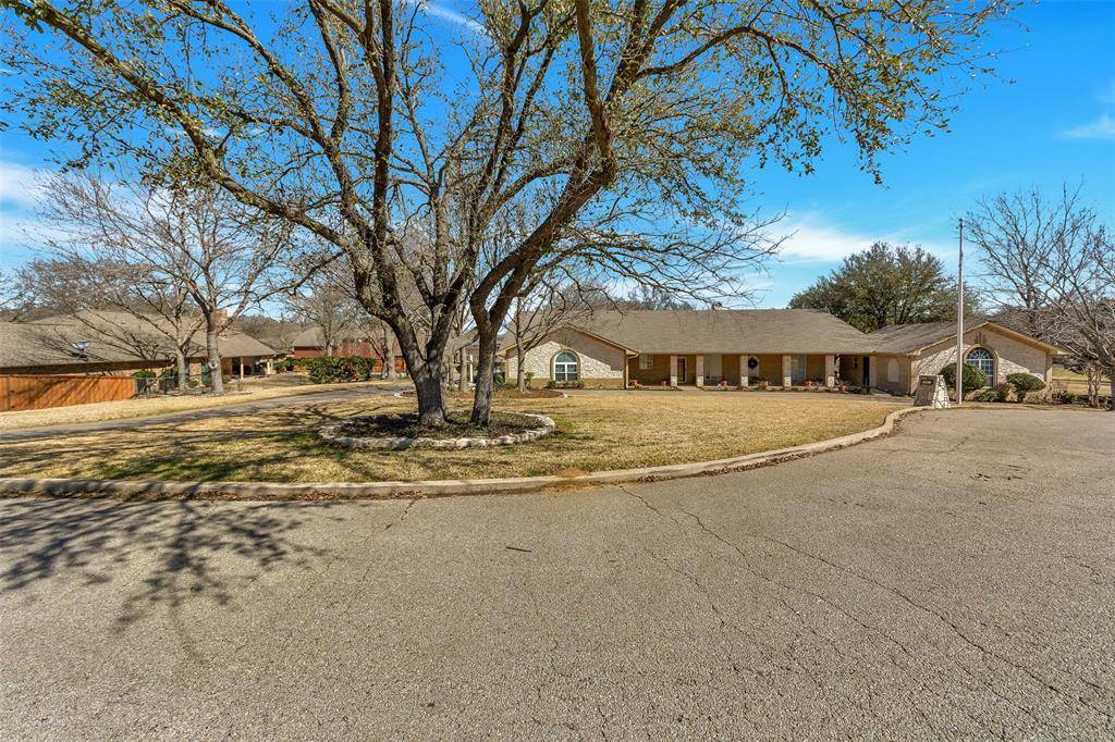 Weatherford, TX 76087,103 Lakeforest Court