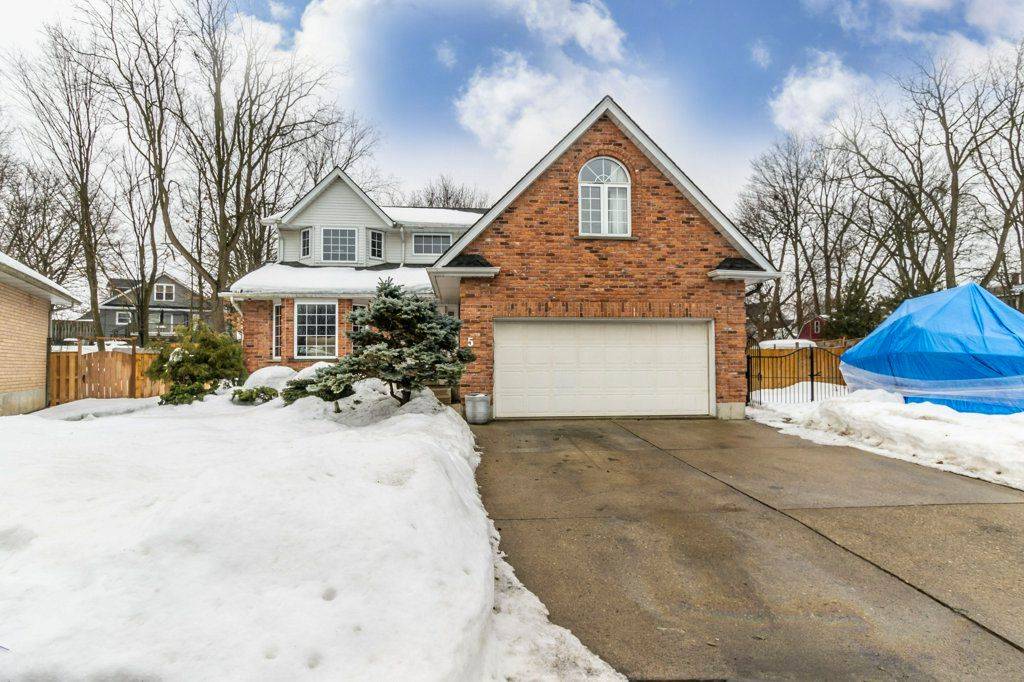 Woodstock, ON N4S 8Y3,5 John Blackwood PL