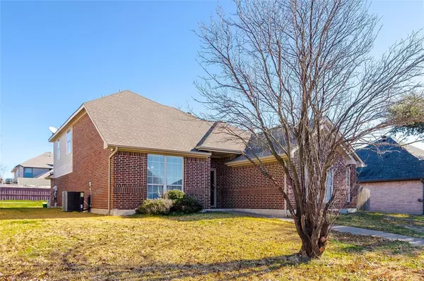 1702 Creek Valley Road, Mesquite, TX 75181