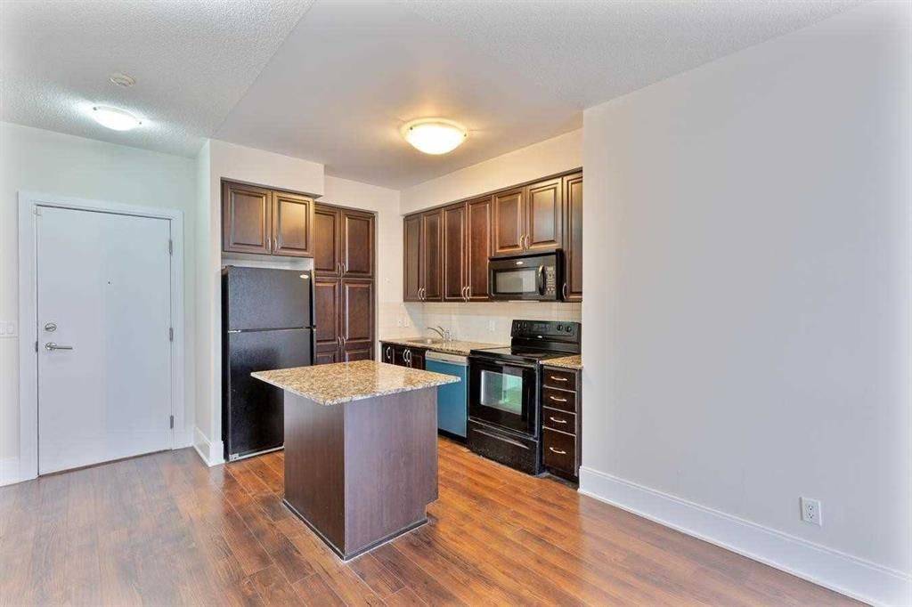 Mississauga, ON L5B 3Y5,330 Burnhamthorpe RD W #2303