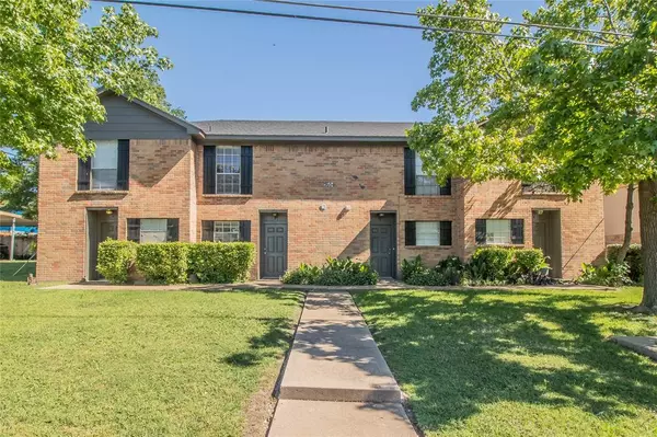 7604 Chapin Road #B, Fort Worth, TX 76116