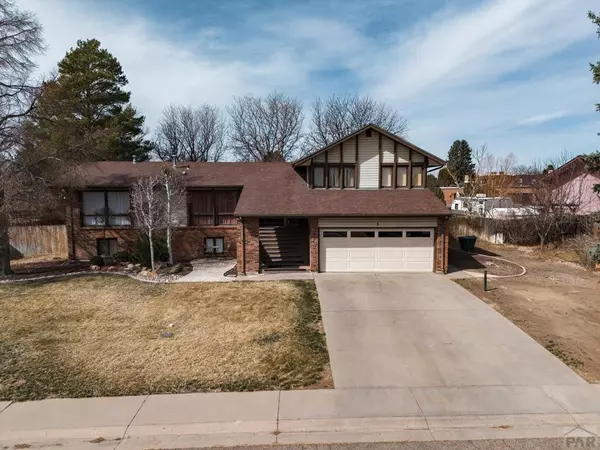 5 Harrogate Terrace, Pueblo, CO 81001