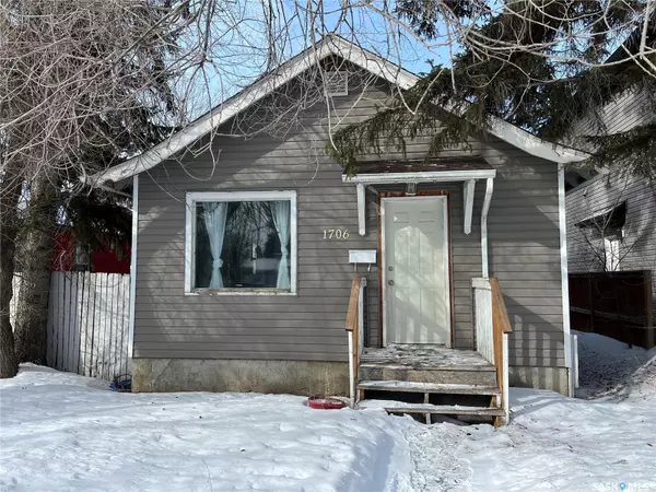 1706 Victoria AVENUE, Saskatoon, SK S7H 1Z7