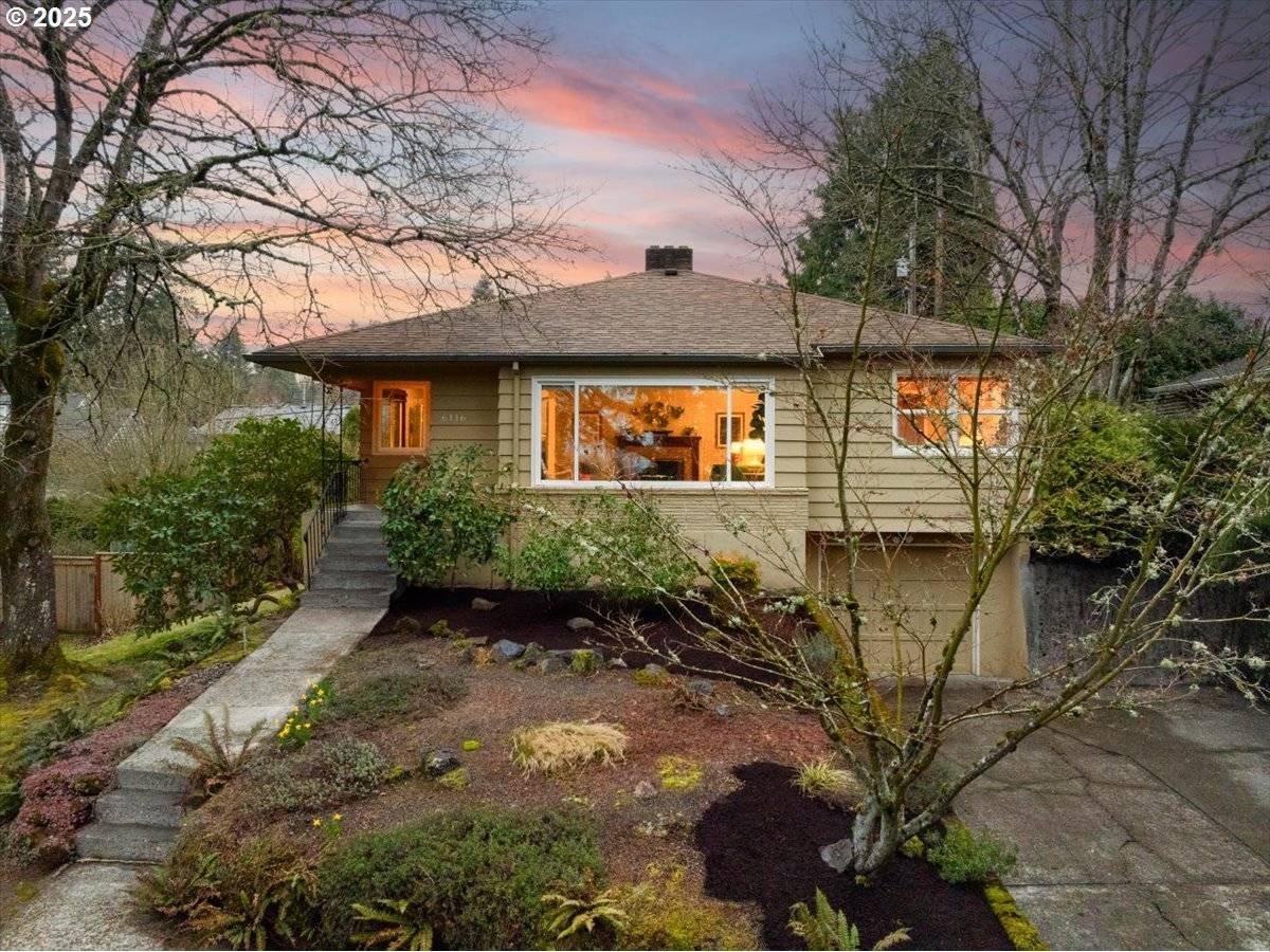 6116 SW 47TH AVE, Portland, OR 97221
