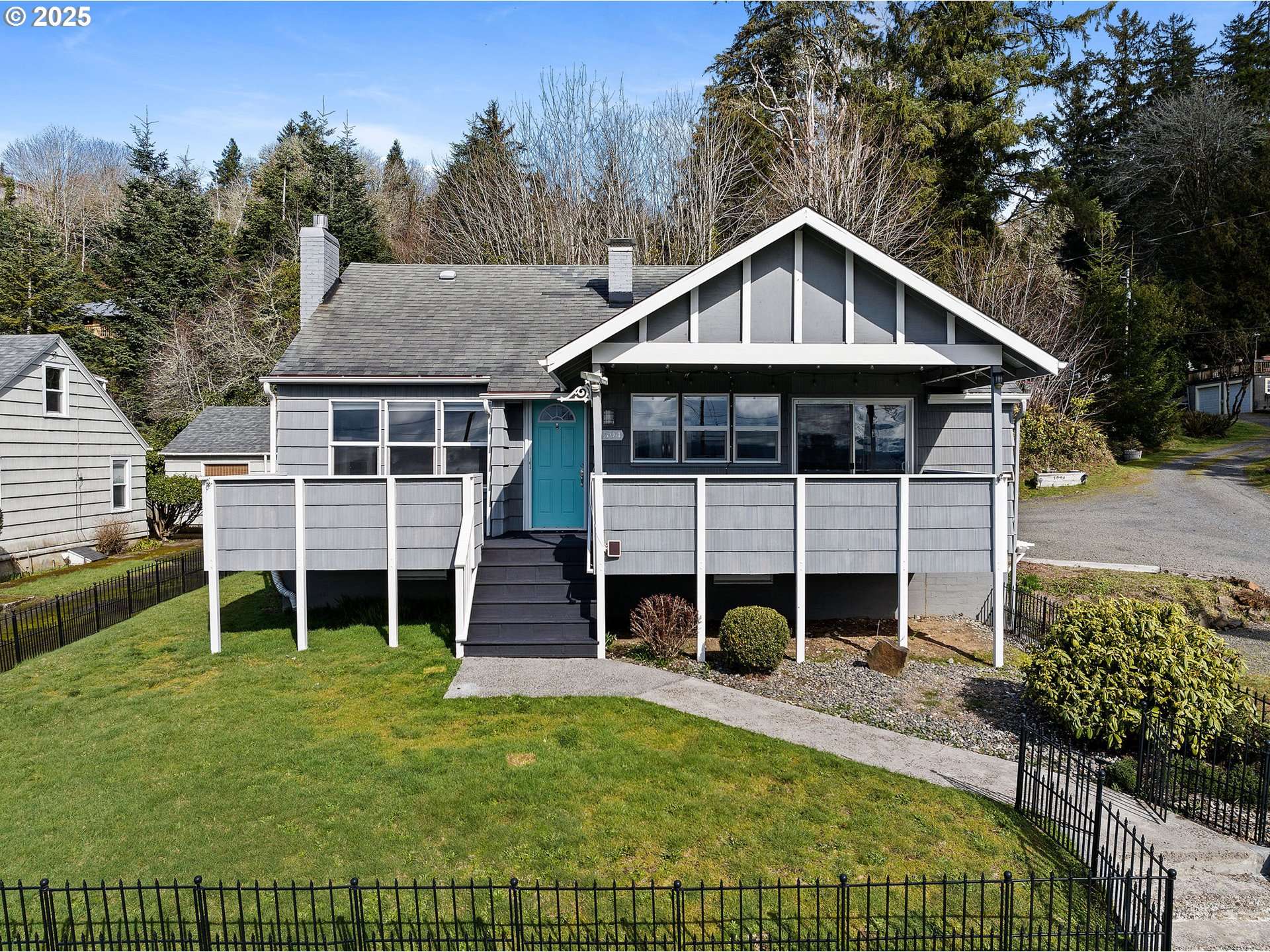 1594 SE 2ND ST, Astoria, OR 97103