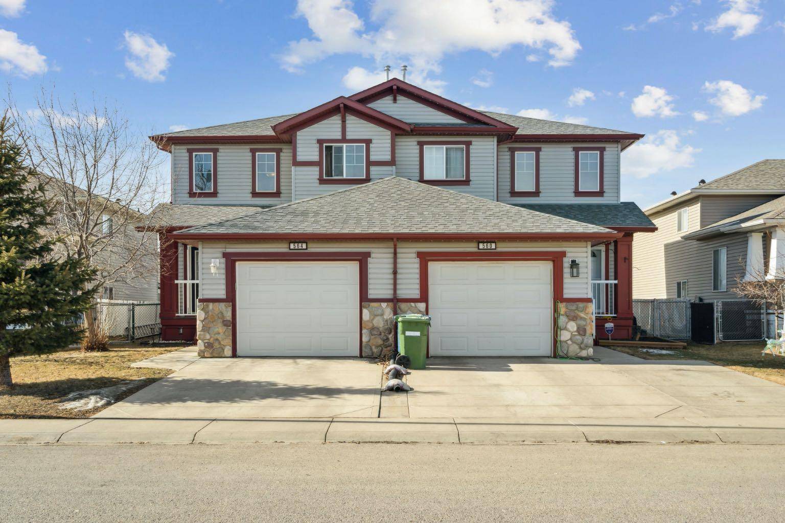 Airdrie, AB T4B 3C9,564 Stonegate WAY NW