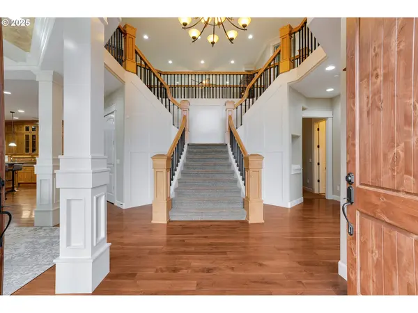 Salem, OR 97304,2949 MAPLELEAF CT NW