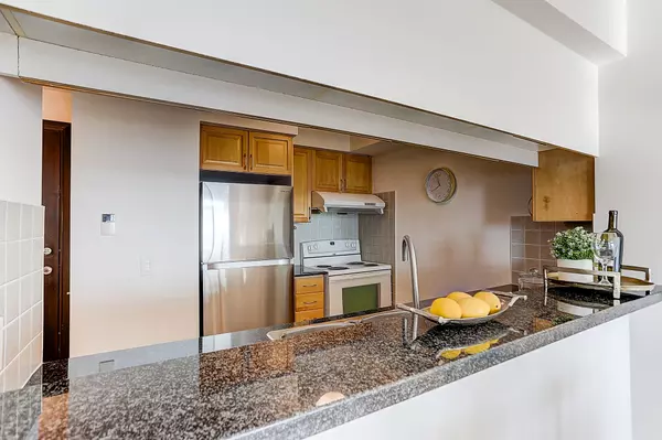 Toronto E05, ON M1T 3W7,238 Bonis AVE #2721