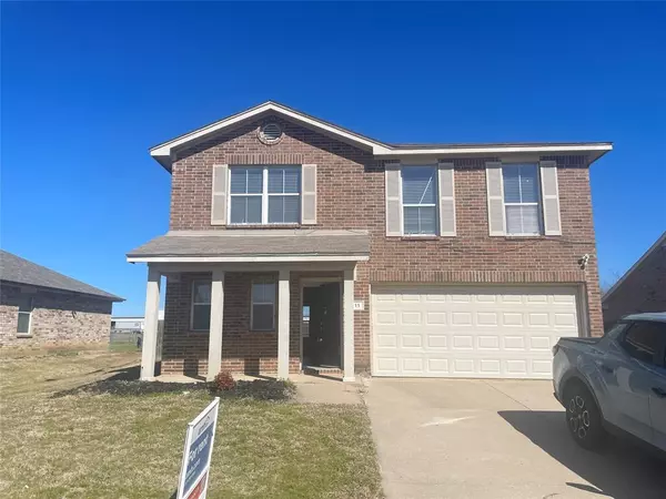 311 Quail Crossing Drive, Sanger, TX 76266