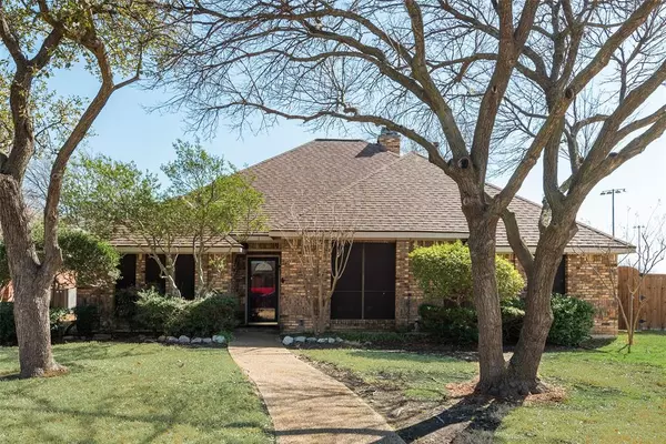 Allen, TX 75002,1 Valleycrest Court