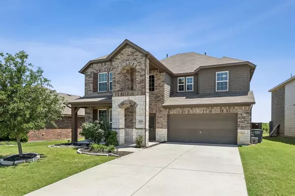 5130 Royal Springs Drive, Forney, TX 75126