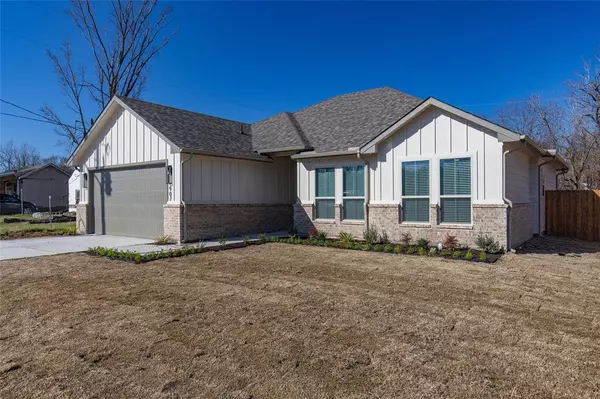 West Tawakoni, TX 75474,907 Crestway Drive