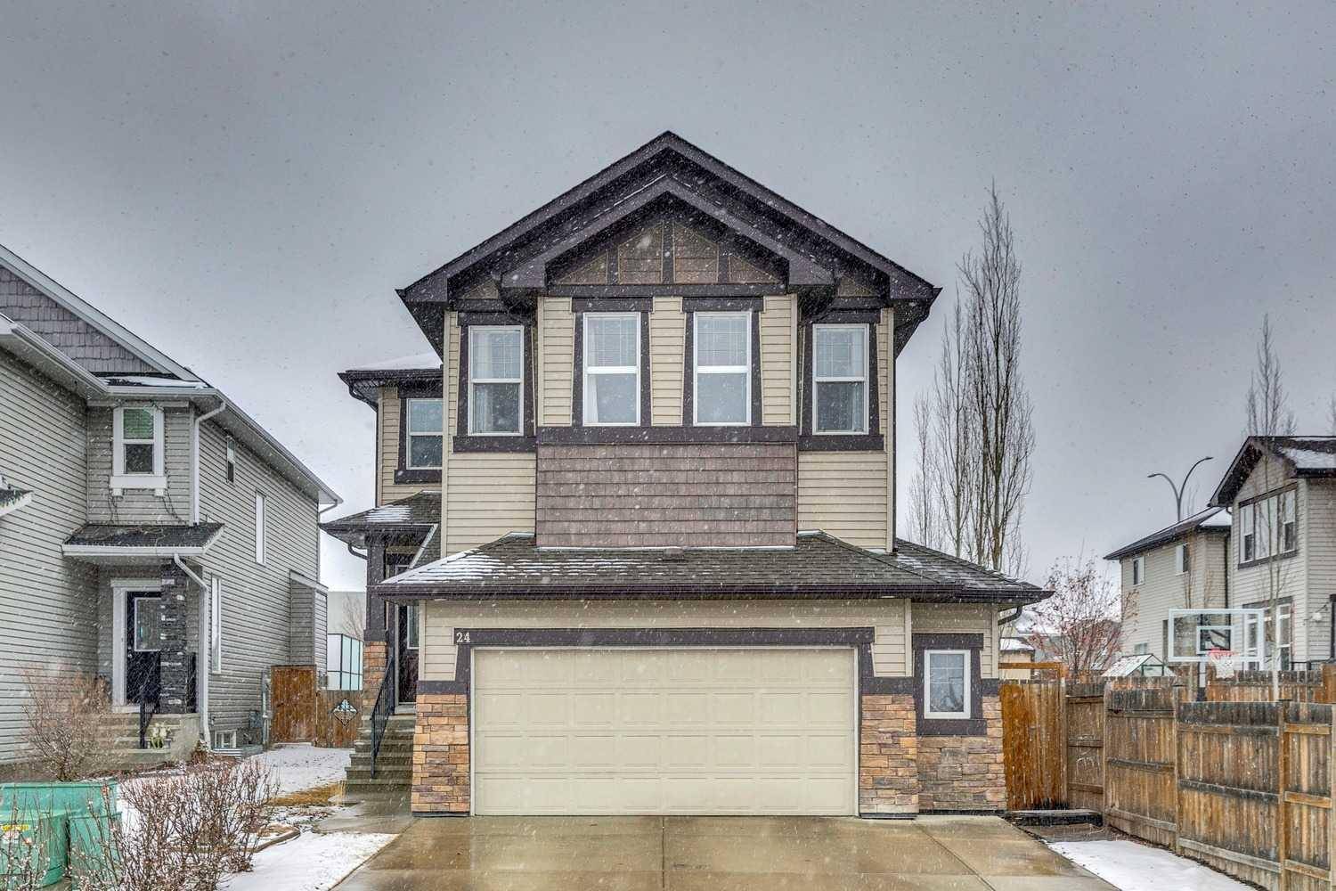 24 Drake Landing ROW, Okotoks, AB T1S 0G9