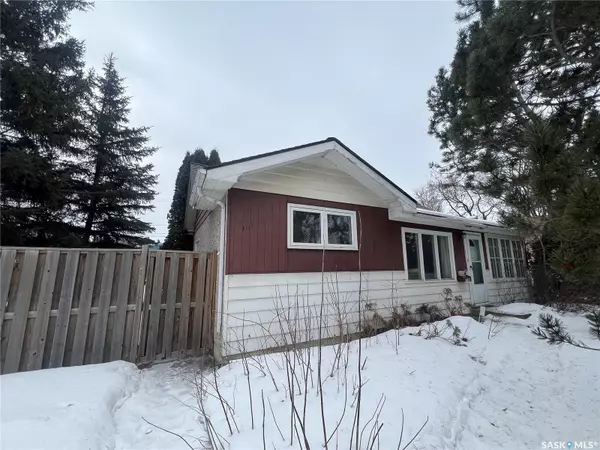 565 15th STREET W, Prince Albert, SK S6V 3R3