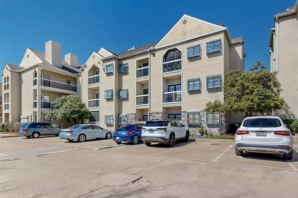 4800 W Lovers Lane #407, Dallas, TX 75209