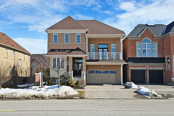 247 Selwyn RD, Richmond Hill, ON L4E 0R4