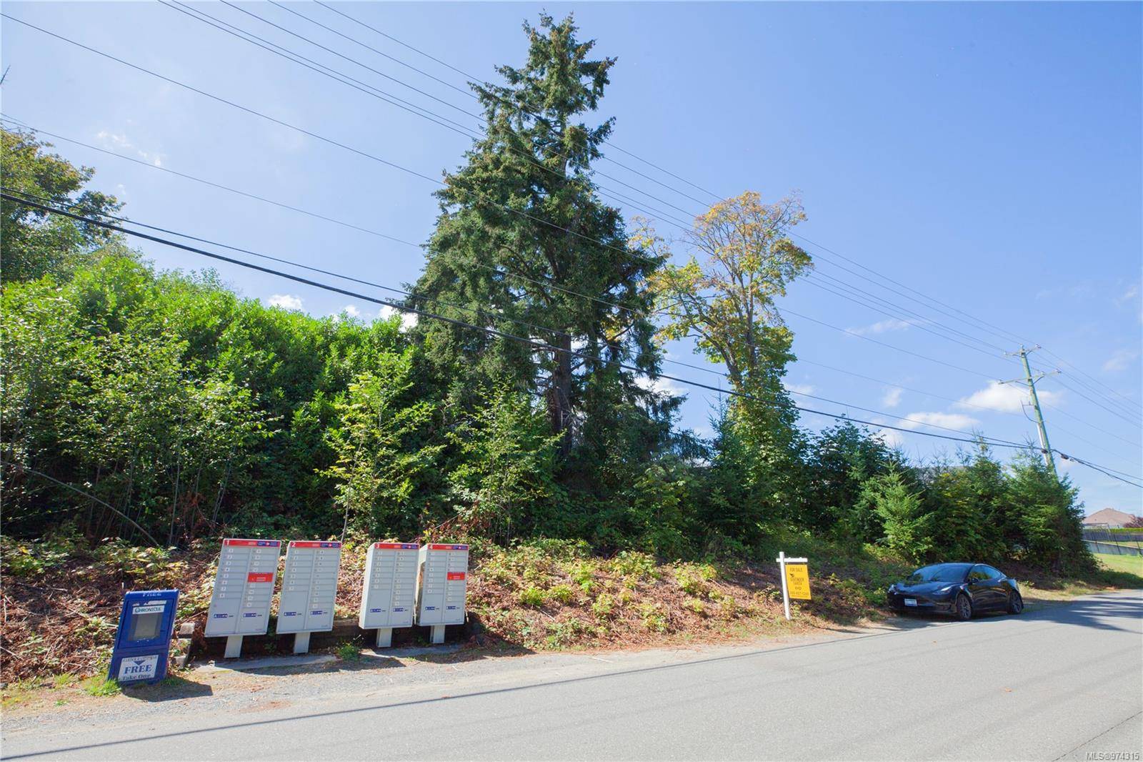 Ladysmith, BC V9G 1W9,618 Farrell Rd