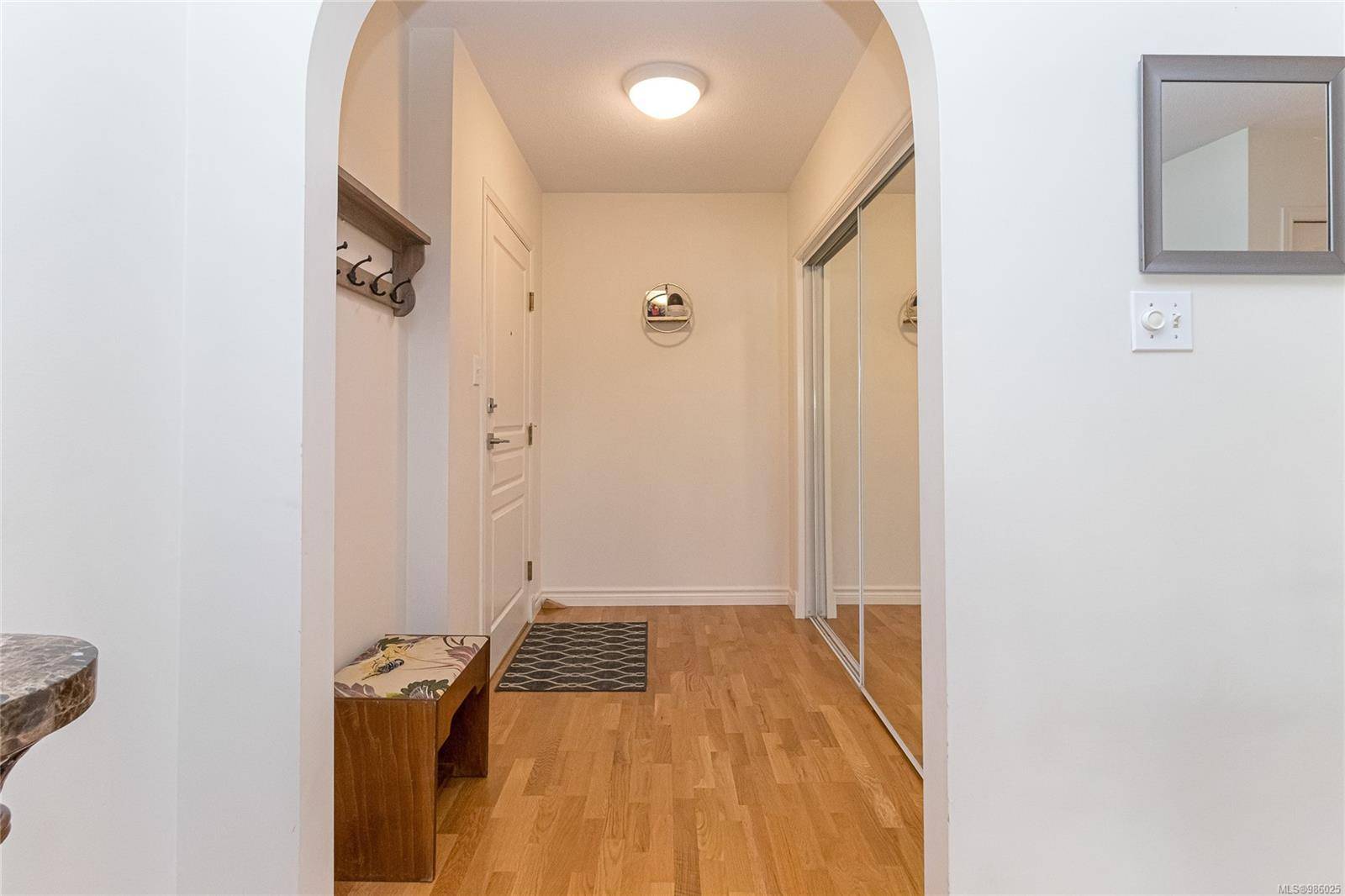 Nanaimo, BC V9S 5T5,540 Stewart Ave #606