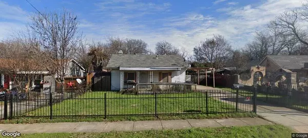 2829 Canton Drive, Fort Worth, TX 76112