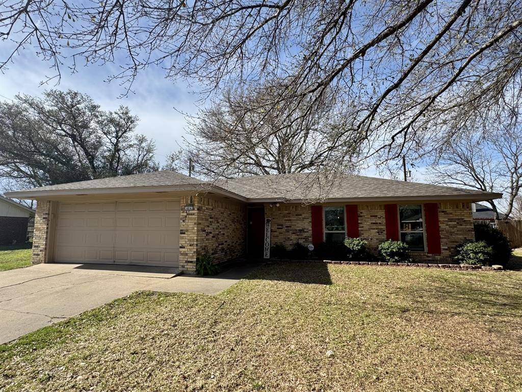 404 Carroll Avenue, Ennis, TX 75119