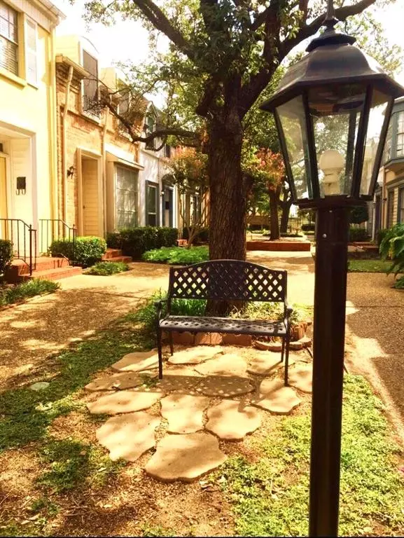 Dallas, TX 75220,9836 Valley Meadow Court