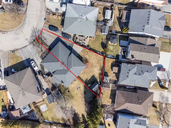 Thorold, ON L2V 4M5,62 Buchanan CRES