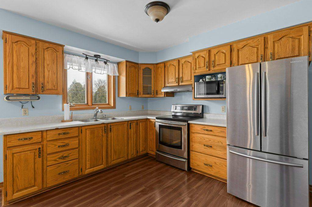 South Frontenac, ON K0H 1X0,3152 SUNBURY RD