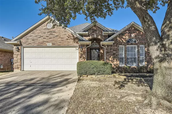 8857 Sunset Trace Drive, Fort Worth, TX 76244