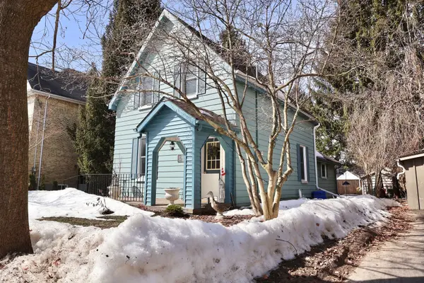 Stratford, ON N5A 2J7,124 Nelson ST