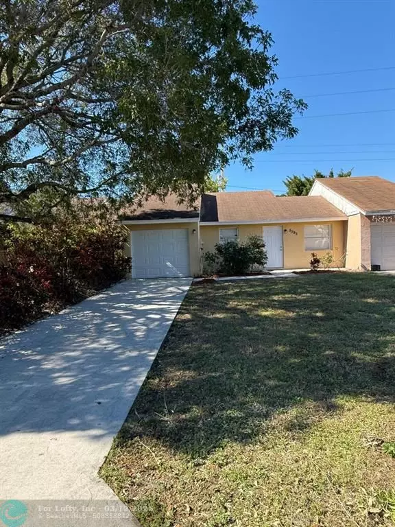 5595 Kimberton Way #5595, Lake Worth, FL 33463