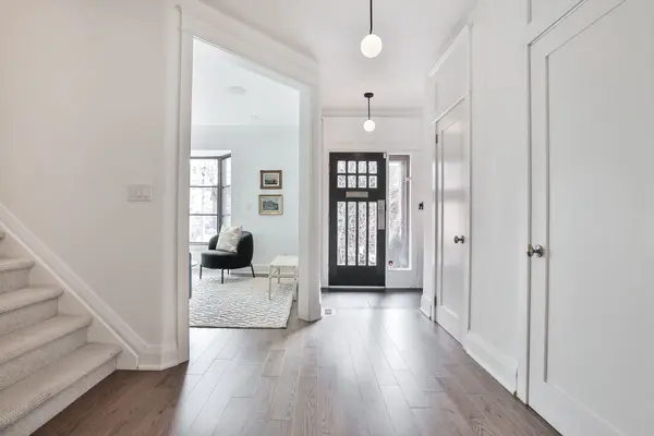 Toronto C09, ON M4W 2X3,314 Glen RD