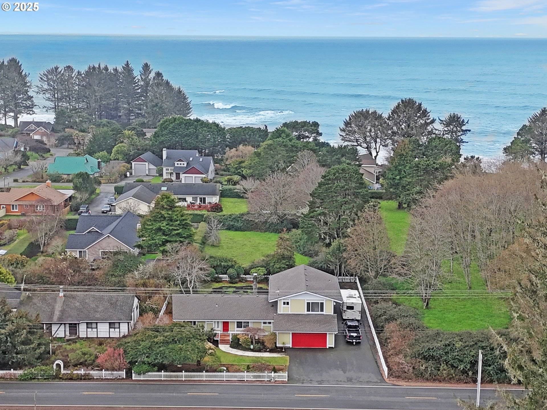 Brookings, OR 97415,15604 OCEANVIEW DR