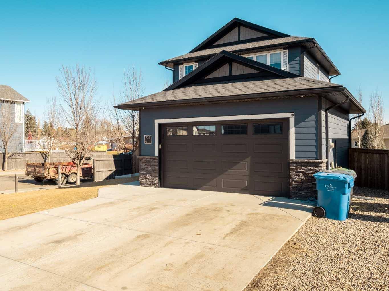 Coaldale, AB T1M 0E2,231 Westgate Drive