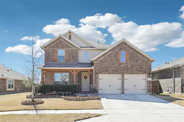 5501 Tuxbury Pond Drive, Fort Worth, TX 76179