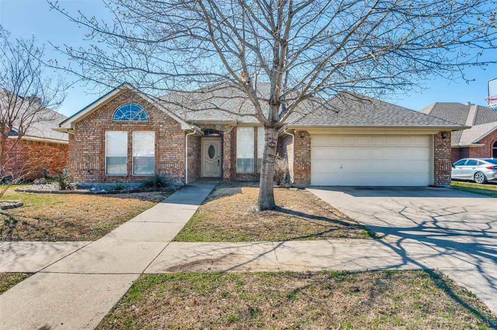 8304 Emerald Circle, North Richland Hills, TX 76180