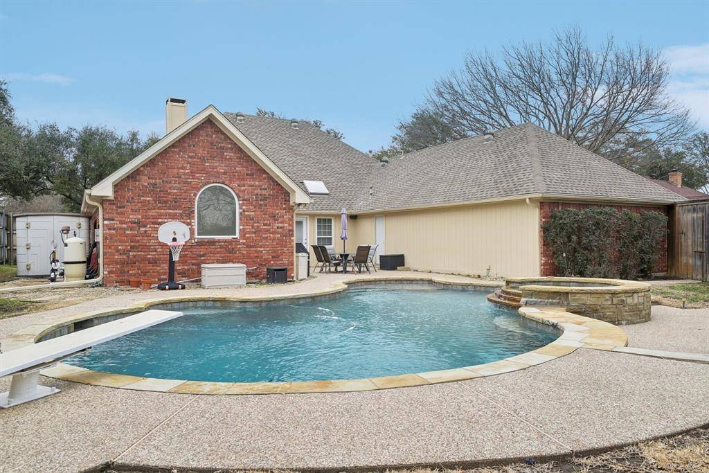 1402 O Shannon Lane, Garland, TX 75044