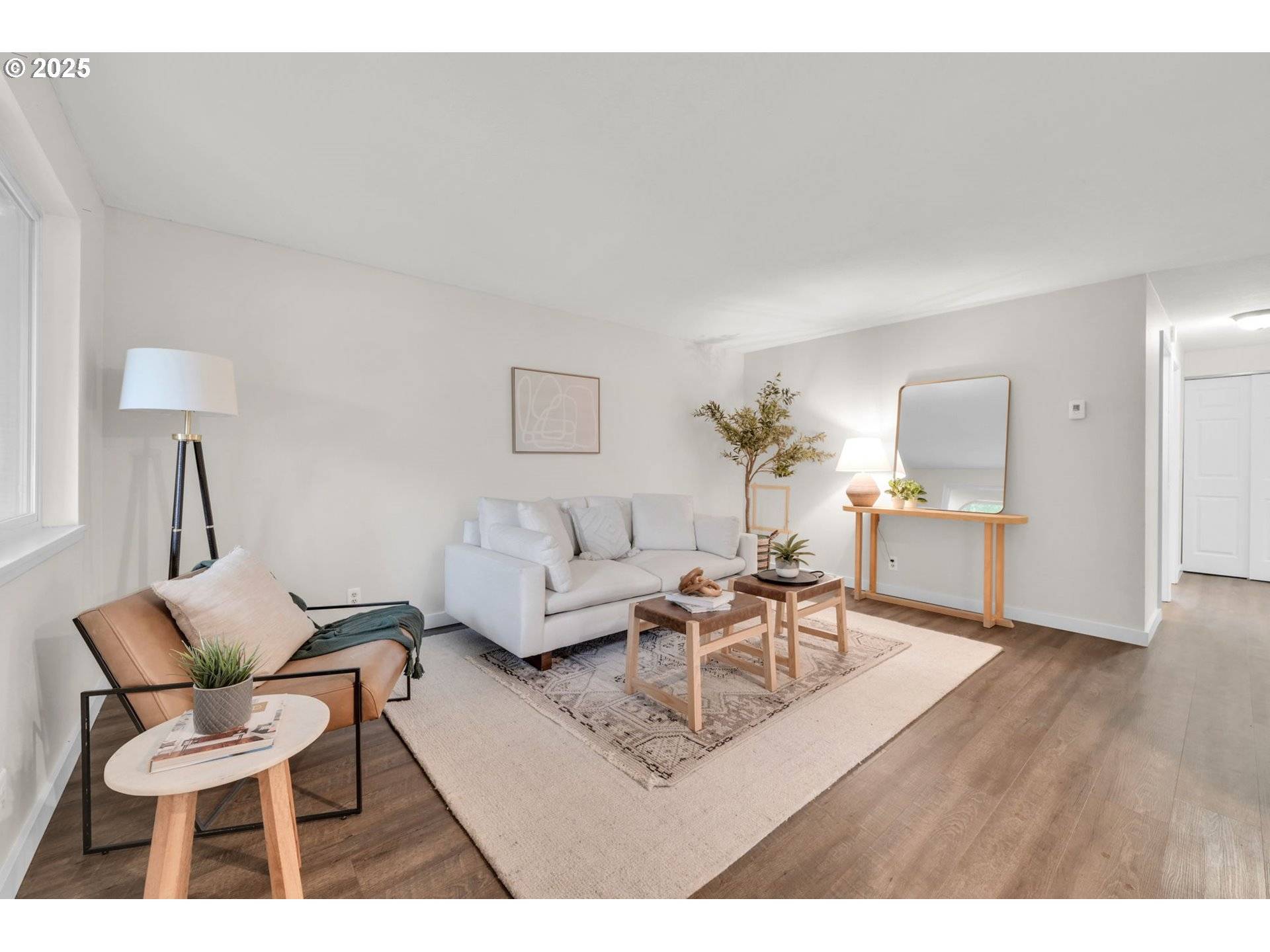 Eugene, OR 97401,403 VAN DUYN ST